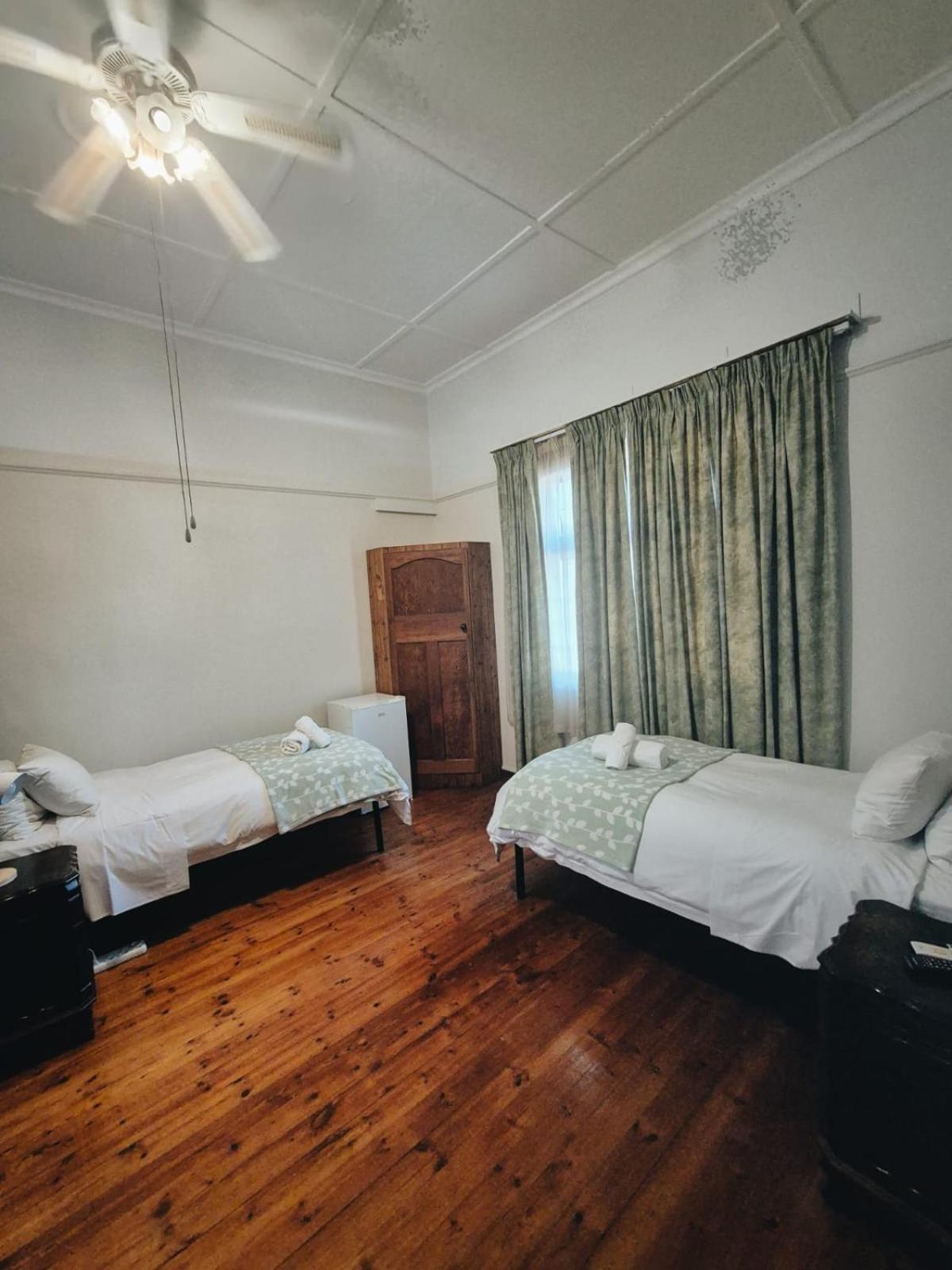 Skinkikofi Guest House Paarl Ngoại thất bức ảnh